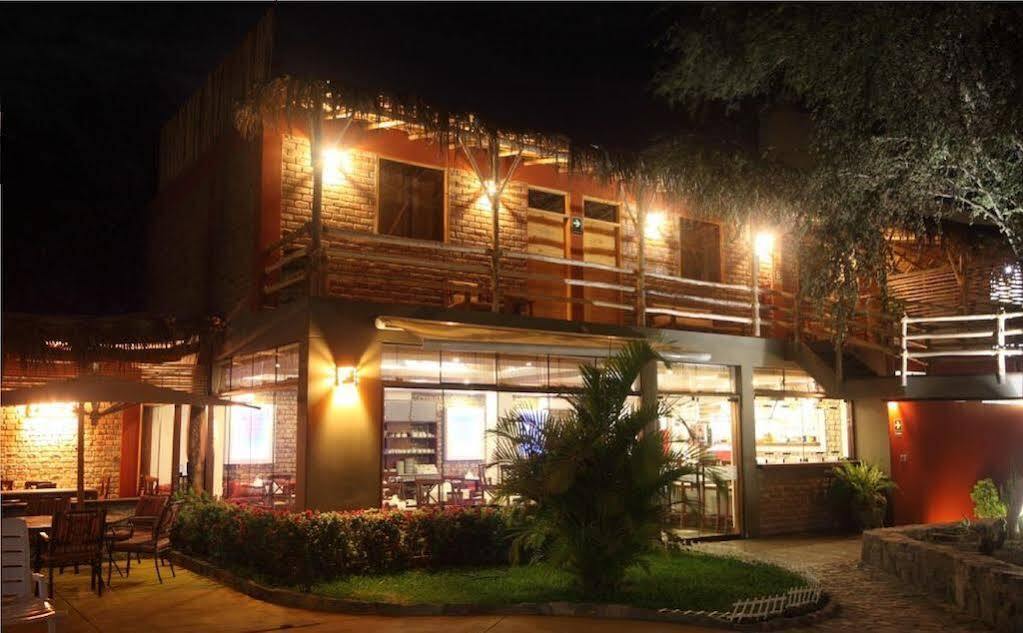 Hotel El Huacachinero Ica Esterno foto