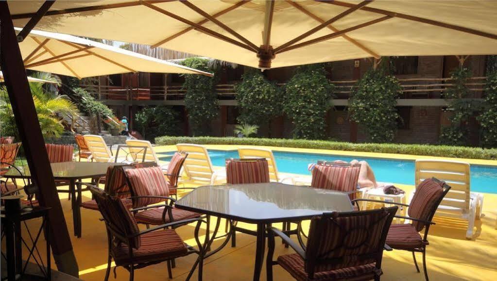 Hotel El Huacachinero Ica Esterno foto
